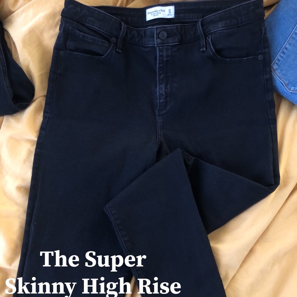 A&F The Super Skinny High Rise. Size 16L (Waist 33). Worn a few times.